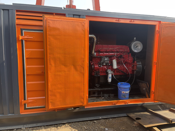 四平哪些因素会影响 200KW 柴油发电机的燃油消耗率？