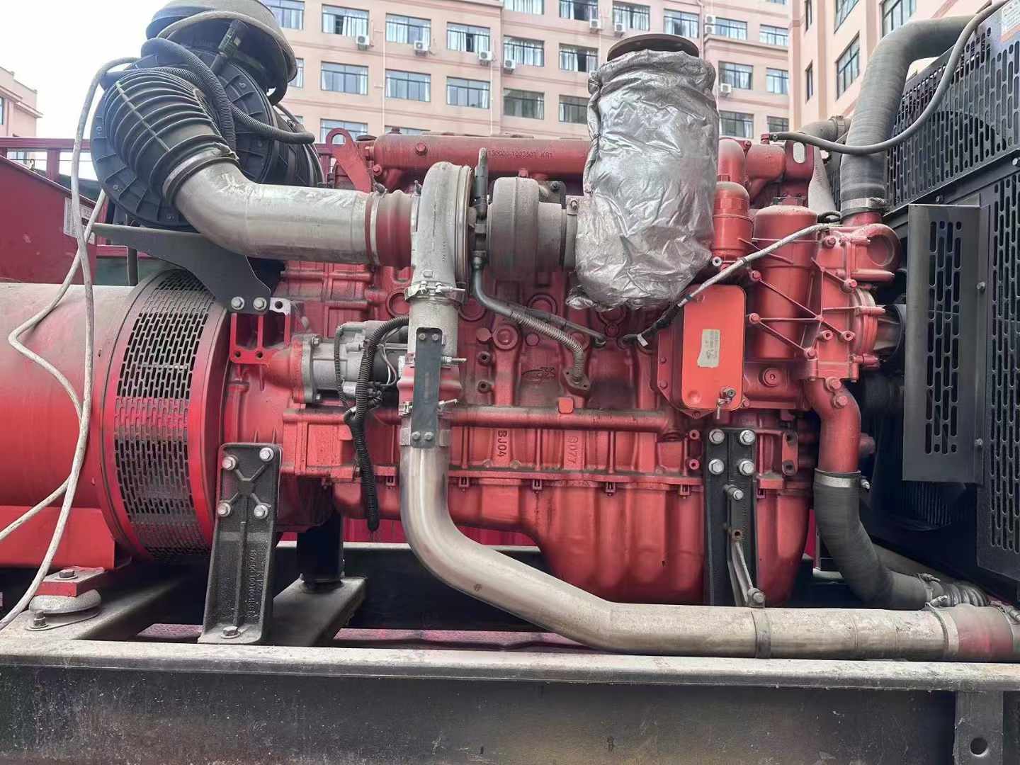 四平如何选择适合 600kW 柴油发电机组的过载保护器?