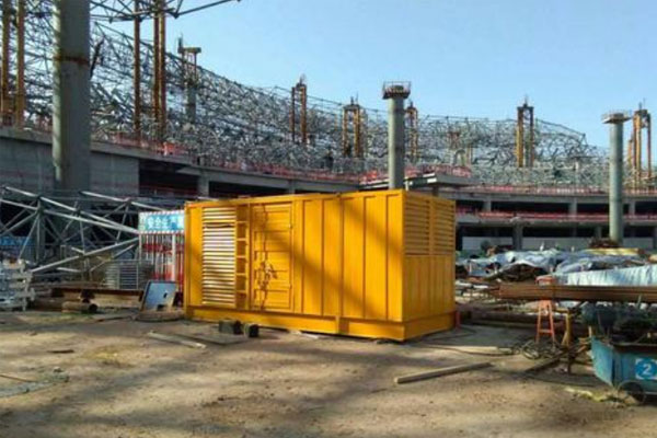 四平发电机出租如何判断空气滤清器是否需要更换？